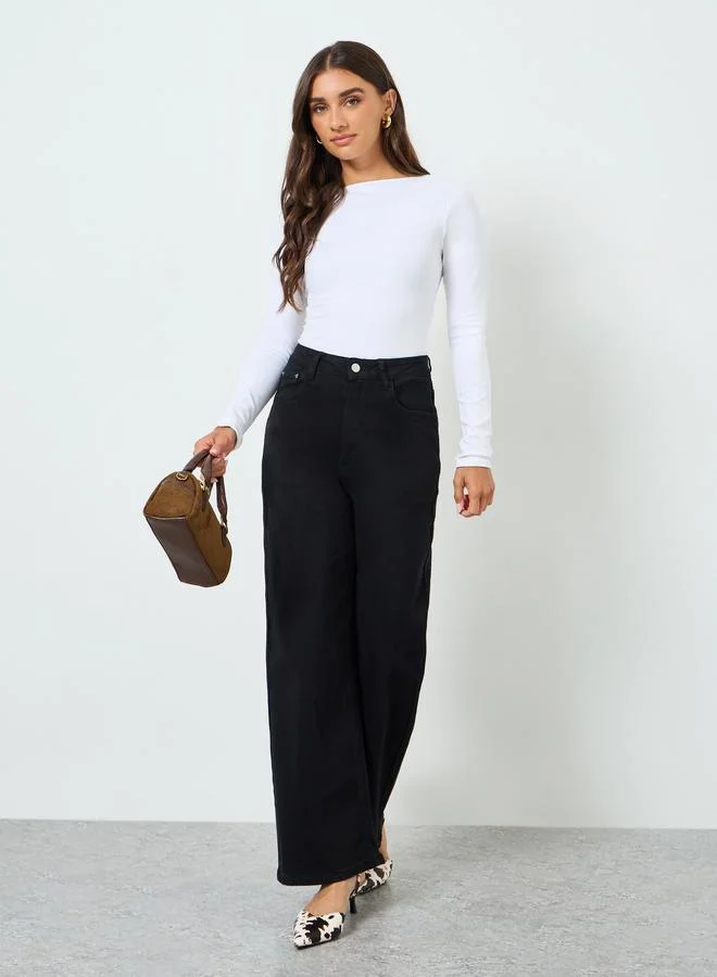 Styli  Women Basic Straight Leg Washed Jeans for Women | Best Price UAE